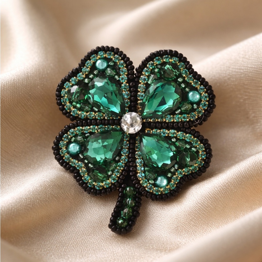 Green Clover Leaf Crystal Luck Brooch